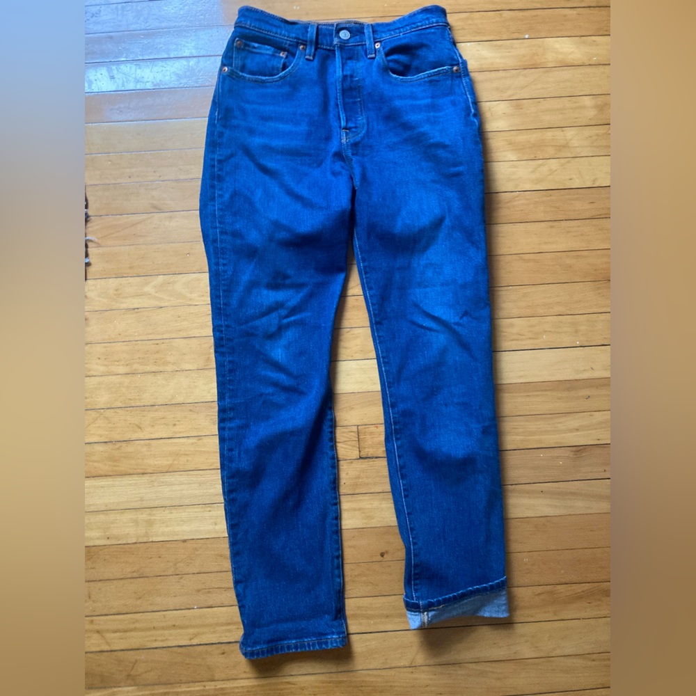 Levi’s 501 classic medium wash women’s jeans sz 26/30